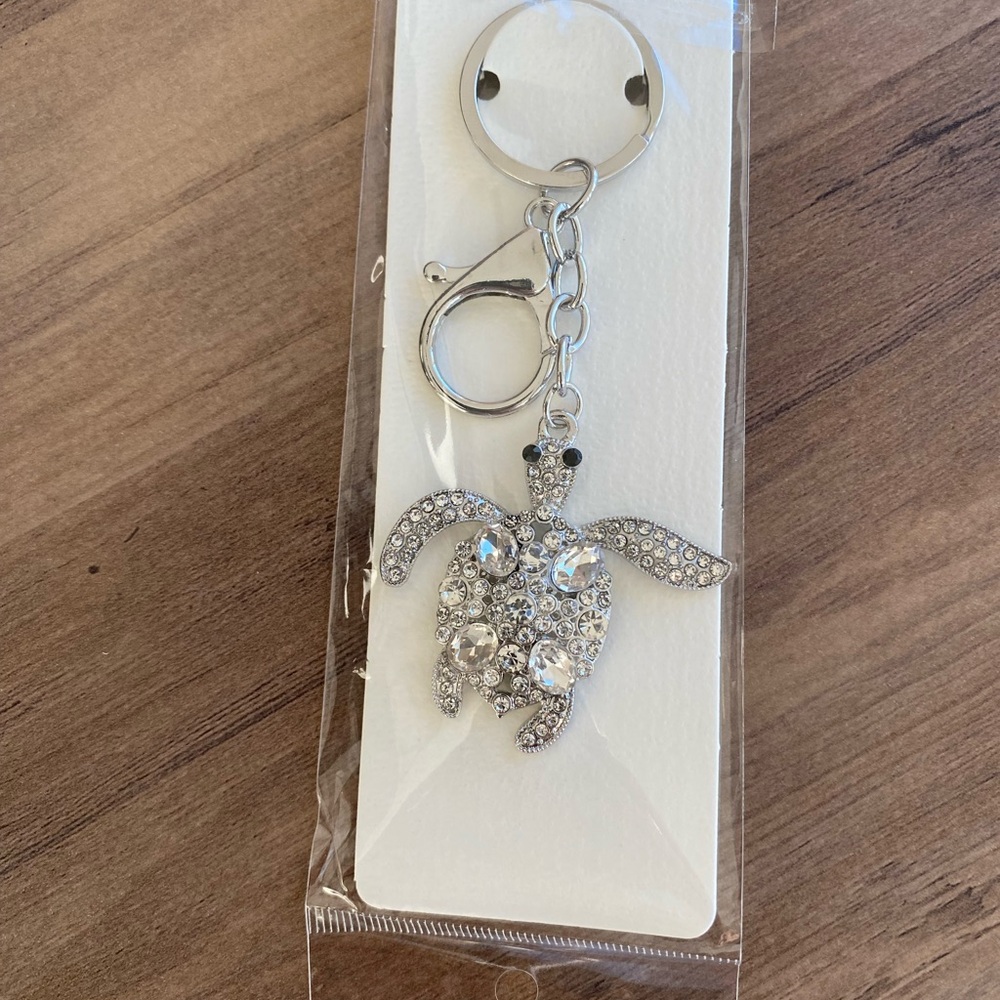 Silver Turtle Keychain with Rhinestones - Picture 2 of 2